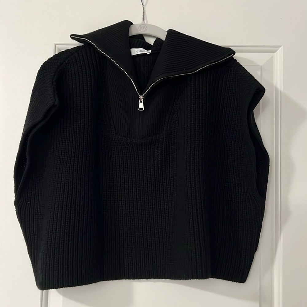Zara crop sweater vest